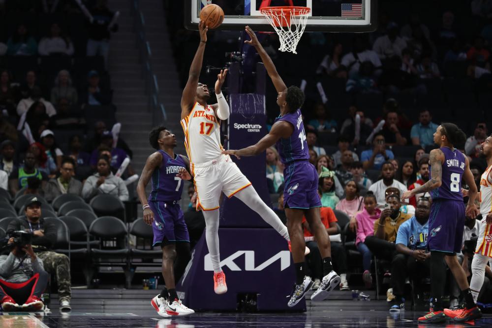 持高水平的 持高水平的