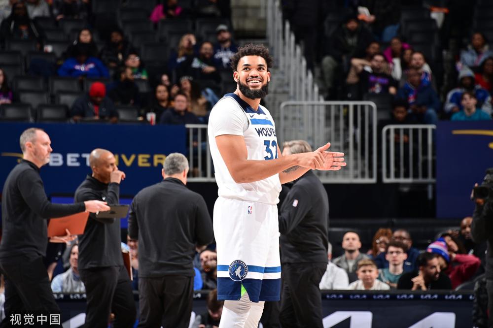 面对紧密盯 面对紧密盯