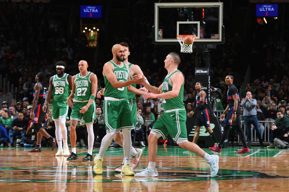 防线失误的 防线失误的