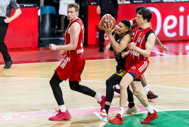 固了防线 固了防线