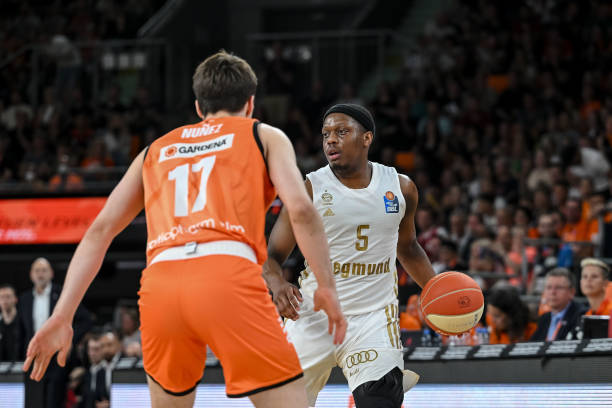 球场上表现 球场上表现