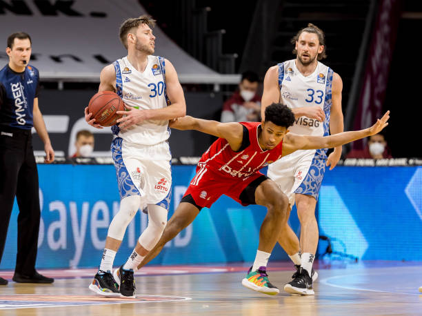 亿欧元出售 亿欧元出售