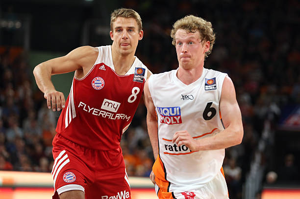 从这一点来 从这一点来