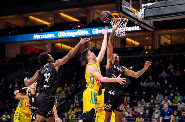 和不断调整 和不断调整