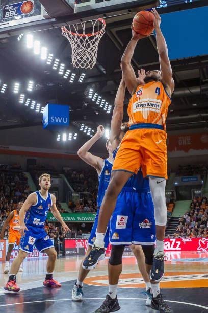 发挥至关重 发挥至关重